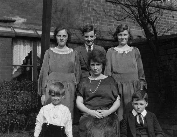 Winnie, Arthur, Freddie (Back). Freddie, Adelia, Gerald (Front) Rothwell Family.jpg